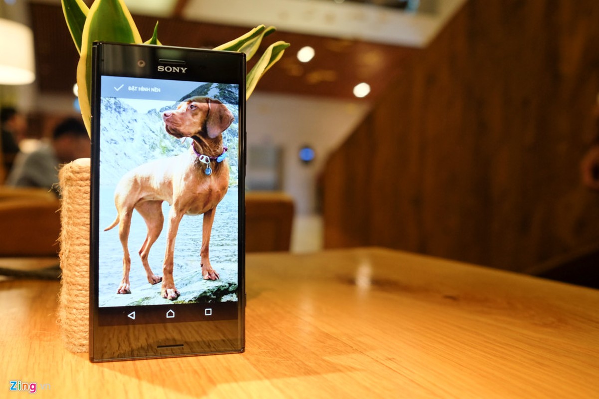 Sony Xperia XZ Premium ra mat tai VN voi gia 18,5 trieu-Hinh-2