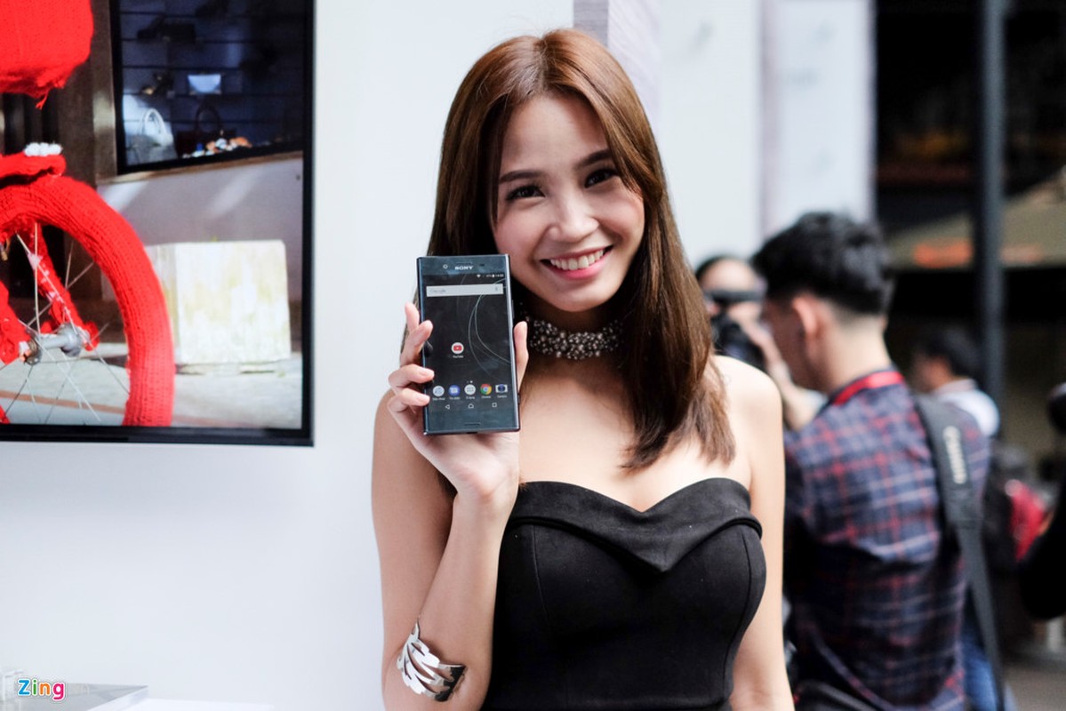 Sony Xperia XZ Premium ra mat tai VN voi gia 18,5 trieu