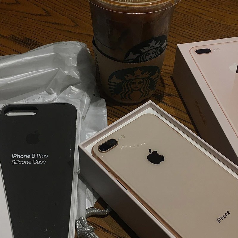 Anh nong: iPhone 8 dau tien den tay nguoi dung-Hinh-4