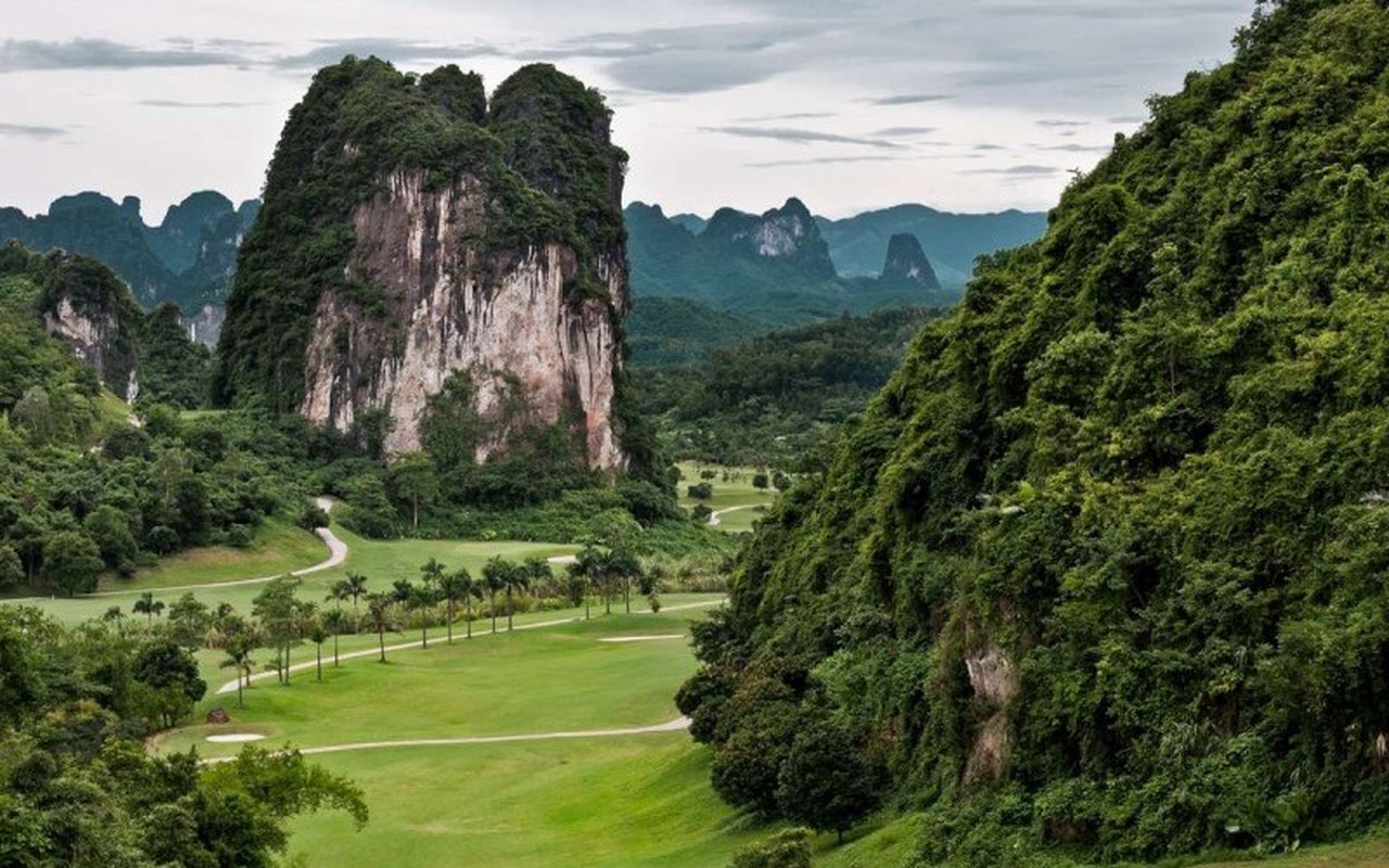 Soi do &quot;khung&quot; cua san golf Phuong Hoang xay dung sai quy dinh-Hinh-7