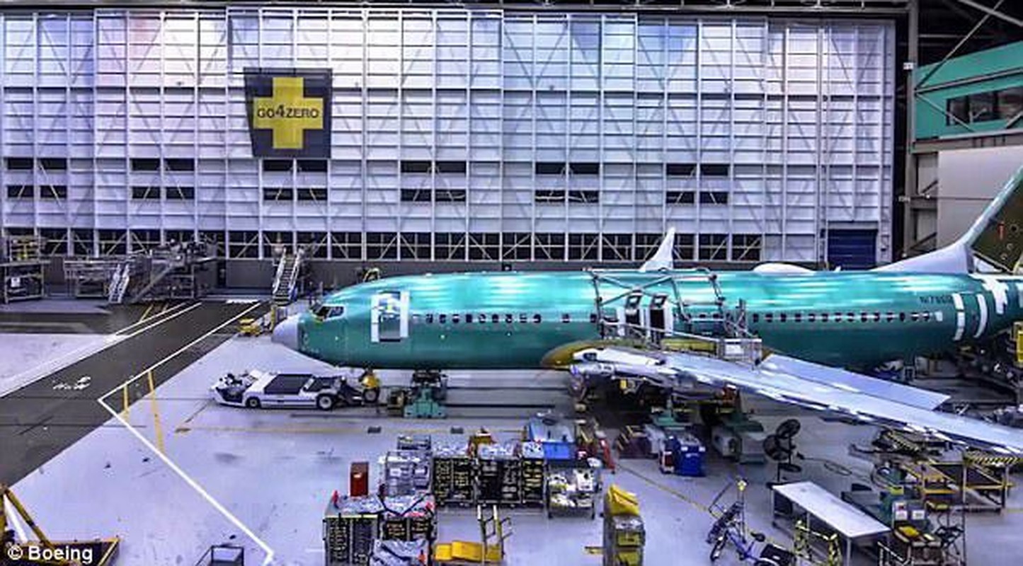 Boeing 737 Max bi cam bay duoc san xuat nhu the nao?-Hinh-4