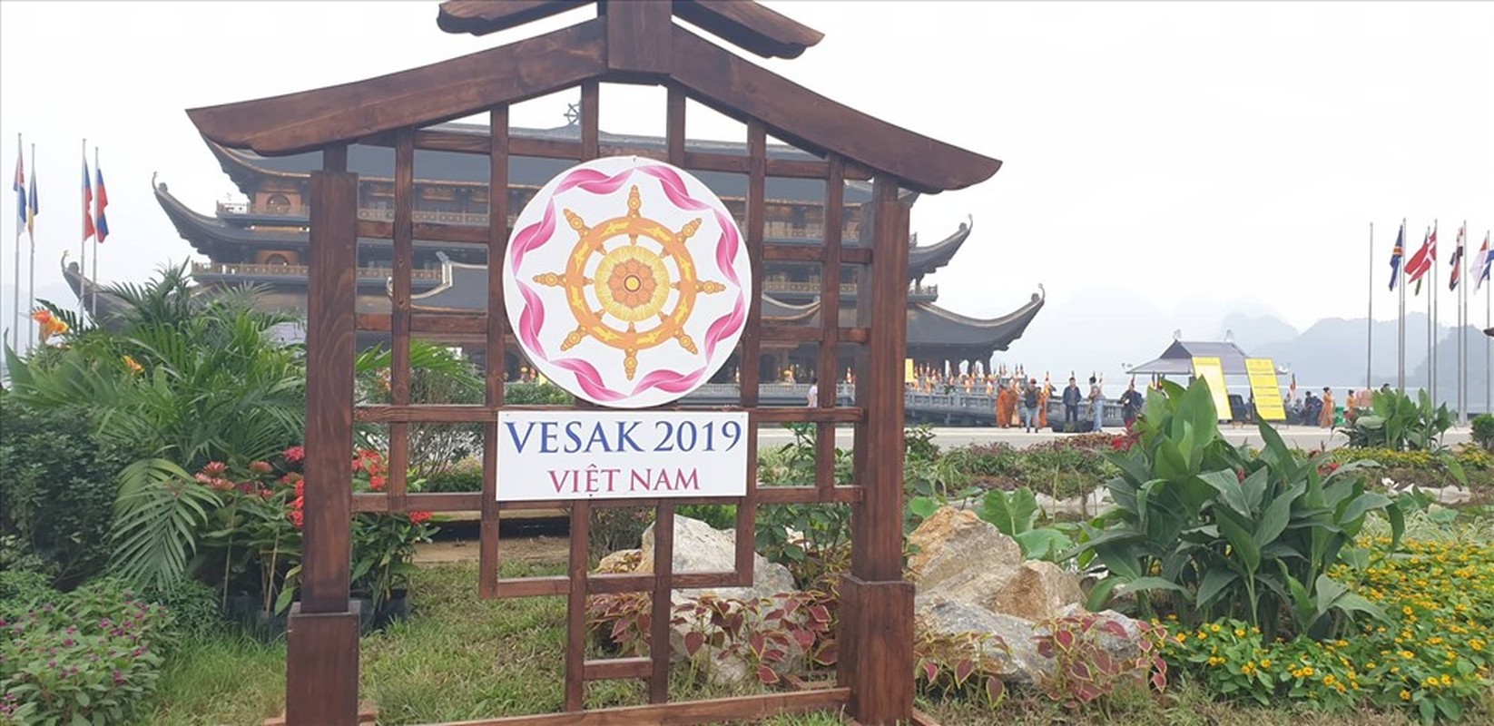 Toan canh chua Tam Chuc - noi dien ra dai le Vesak 2019-Hinh-13