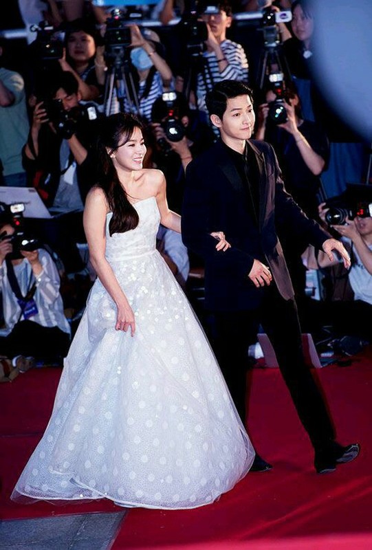 Choang ngat voi khoi tai san cuc khung cua Song Joong Ki va Song Hye Kyo truoc ly hon