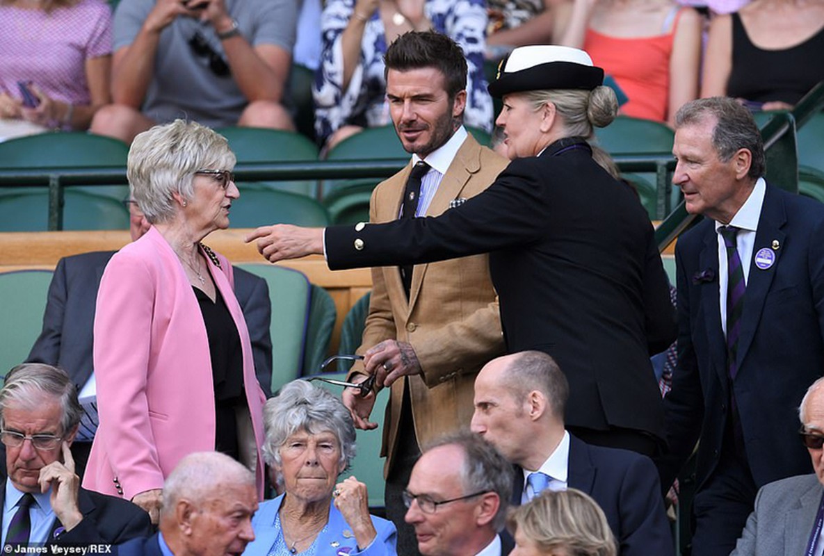 David Beckham 'dot mat' o Wimbledon 2019 vi qua dep trai 'chuan men'-Hinh-7