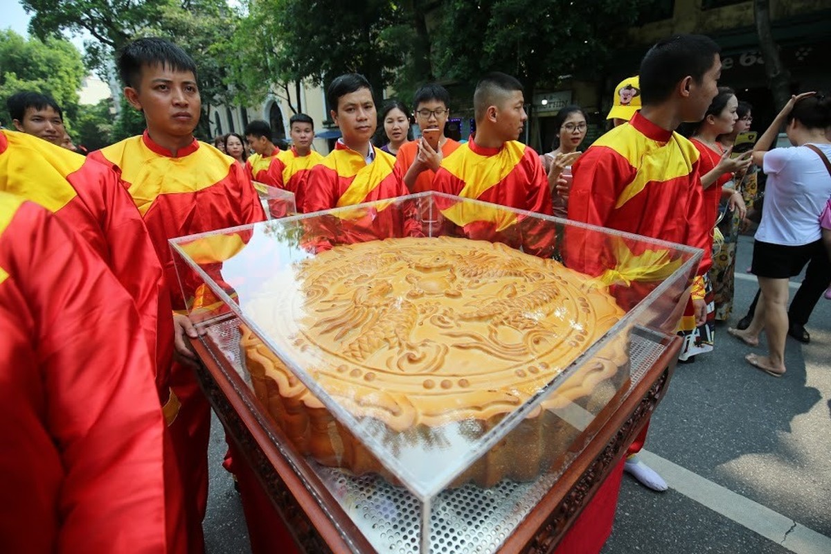 Loat banh trung thu