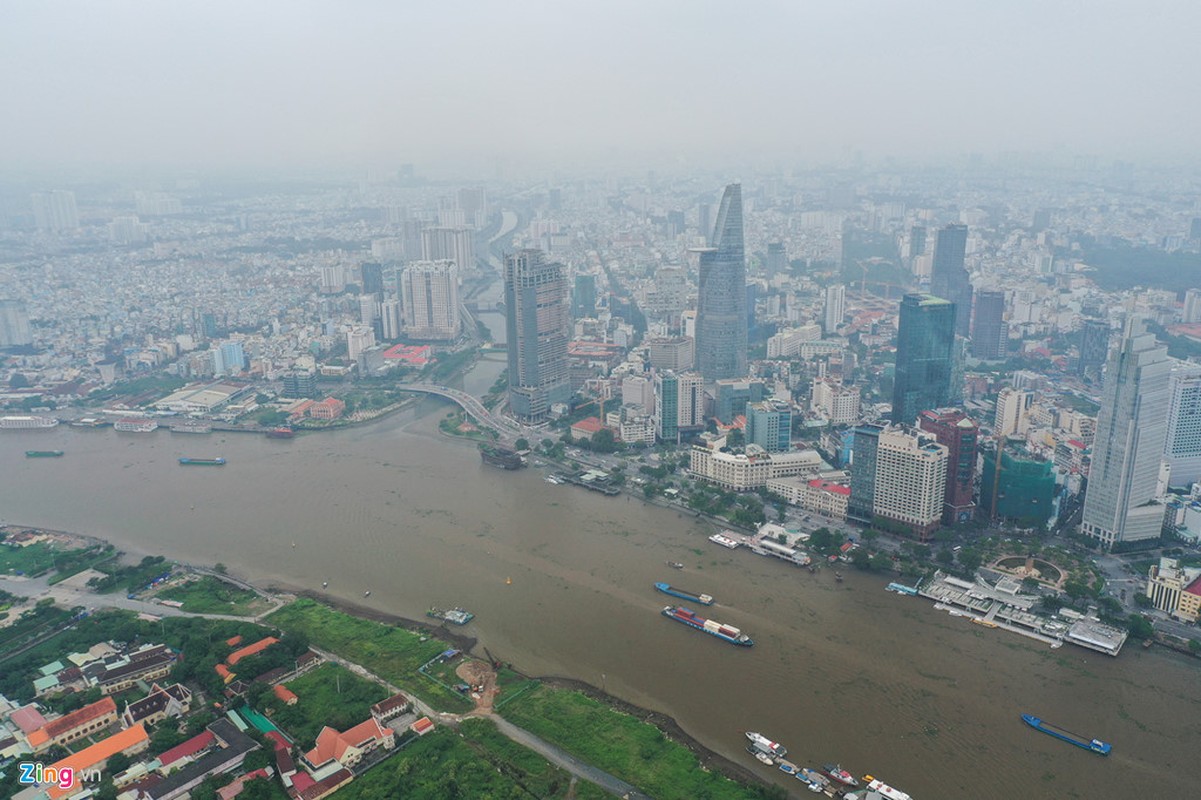 Landmark 81 'bien mat' trong khong khi TP.HCM  mu dac do o nhiem-Hinh-3