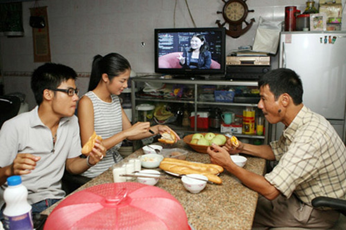 Ben trong nhung can nha gian di den kho tin cua Hoa hau Viet-Hinh-7