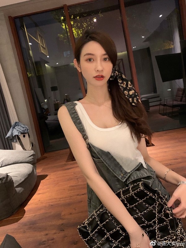 Chan dai ngoai tinh voi Chu tich Taobao giau co the nao?-Hinh-7