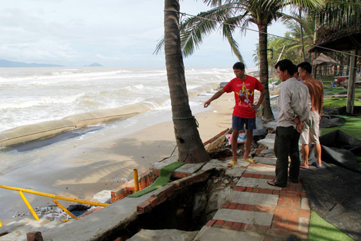 Tropical Hoi An Beach va loat resort o Hoi An de bi bien 