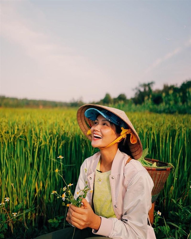 Cac Hoa hau Viet kiem tien “khung” the nao?-Hinh-12