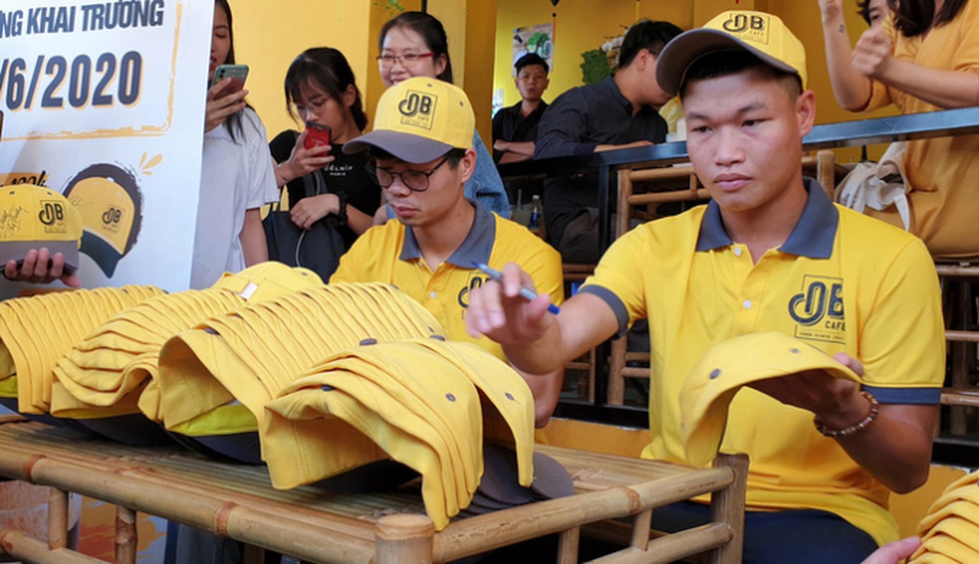 “Soi” tai san cua Cong Phuong va Vien Minh khi ve chung mot nha-Hinh-9