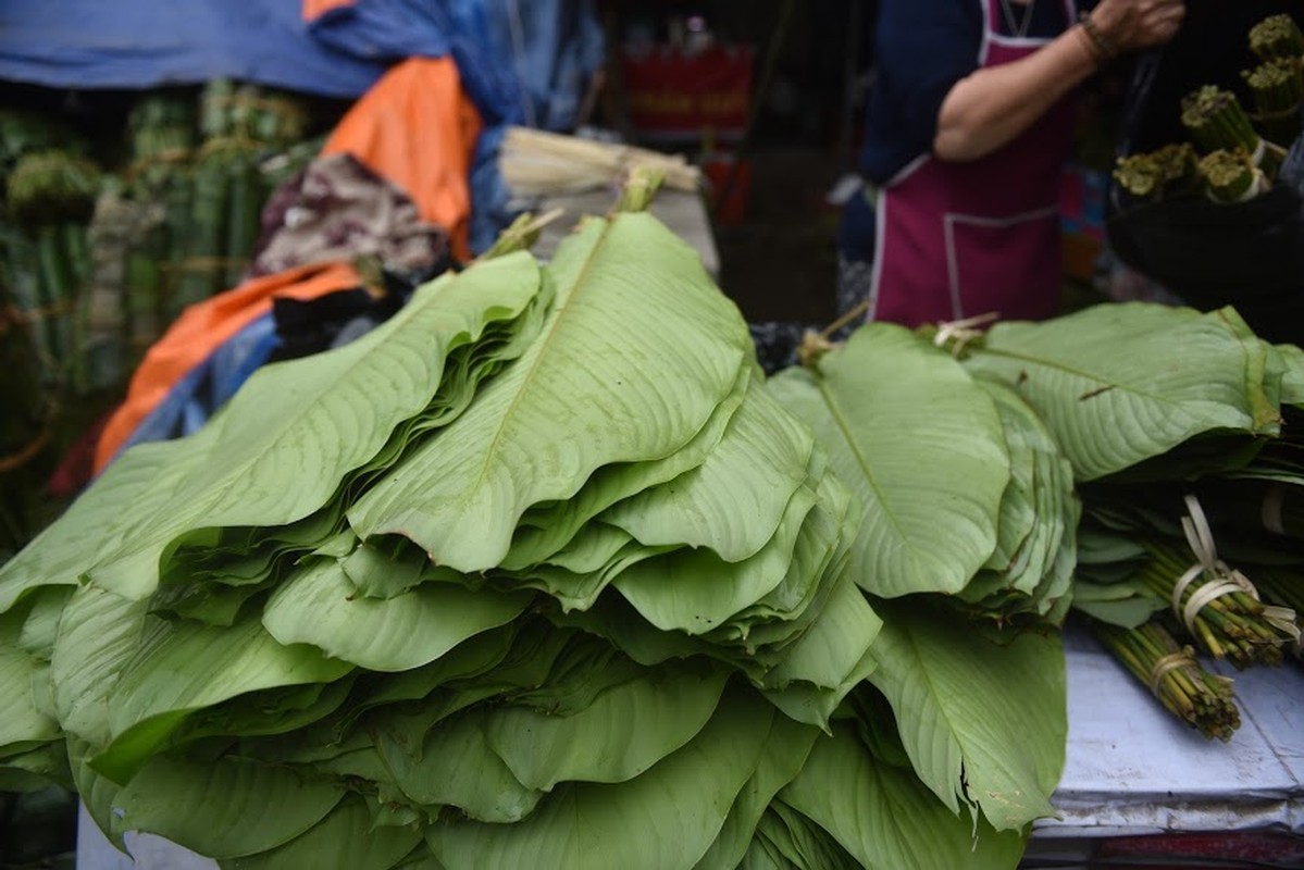 Cho la dong lau doi nhat Ha Noi vang khach ngay giap Tet-Hinh-14