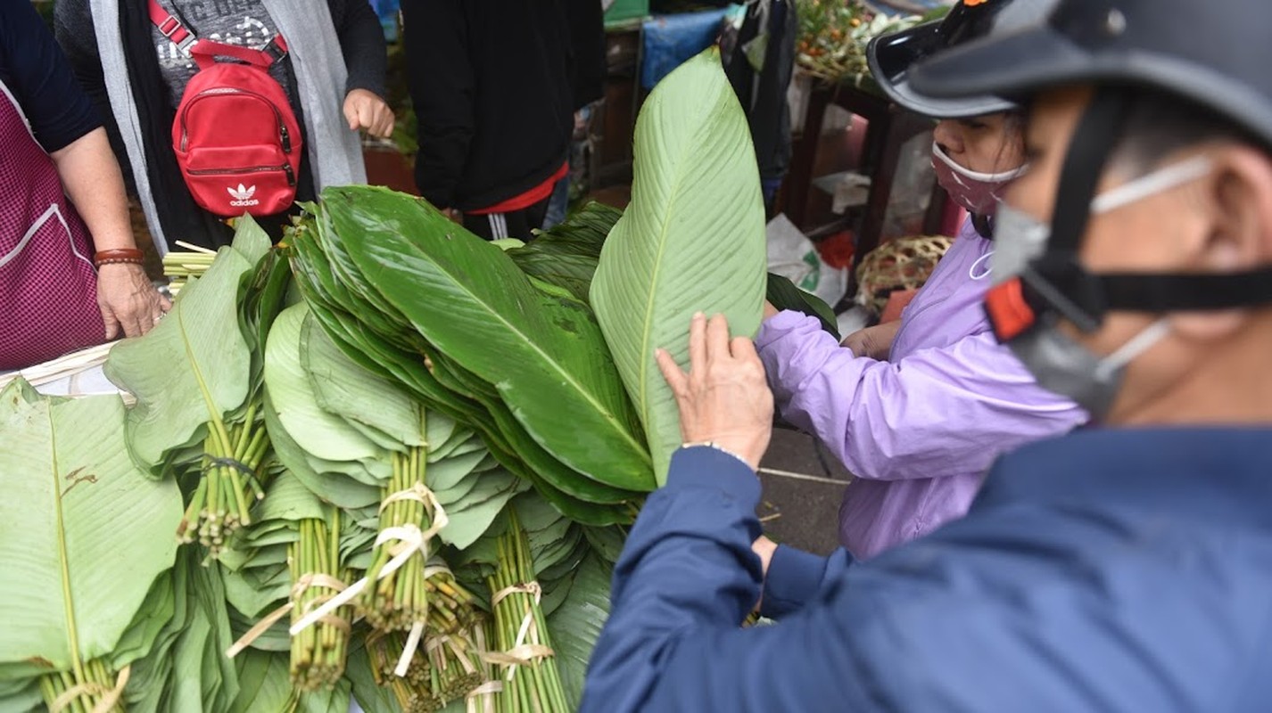 Cho la dong lau doi nhat Ha Noi vang khach ngay giap Tet-Hinh-5