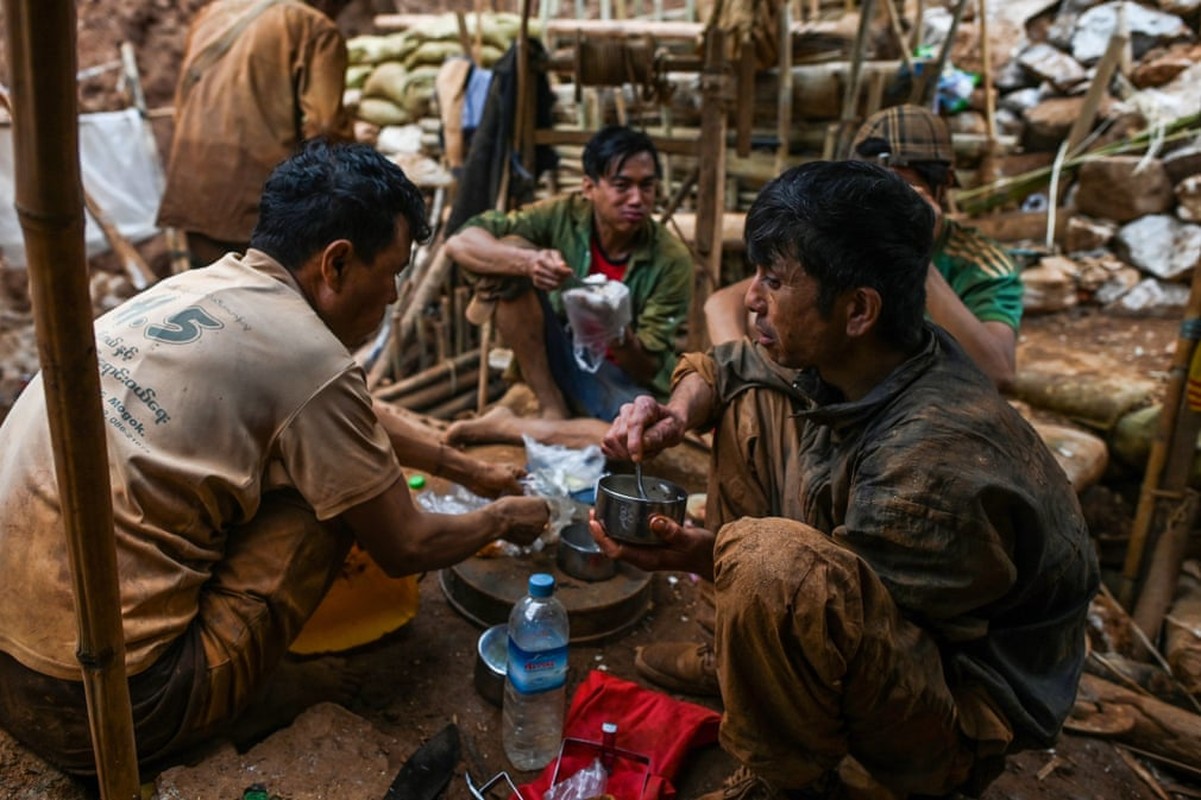 Noi da ga nghe khai thac da quy bat chap mang song o Myanmar-Hinh-10