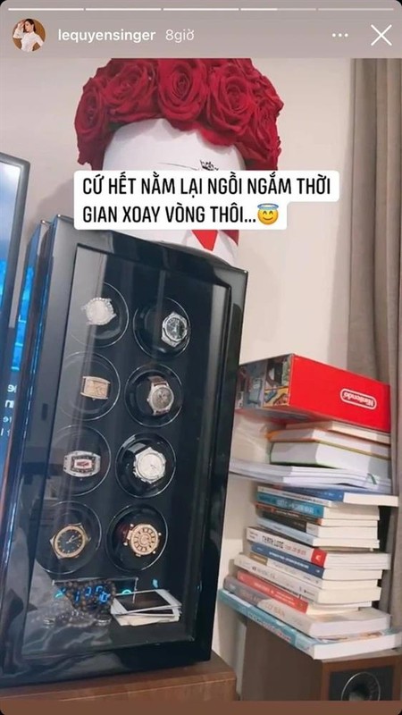 Boc gia bo suu tap dong ho vai chuc ty cua Le Quyen