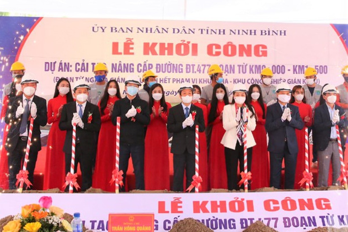 Can canh cong truong duong 1,5 km “ton” 165 ty dong o Ninh Binh