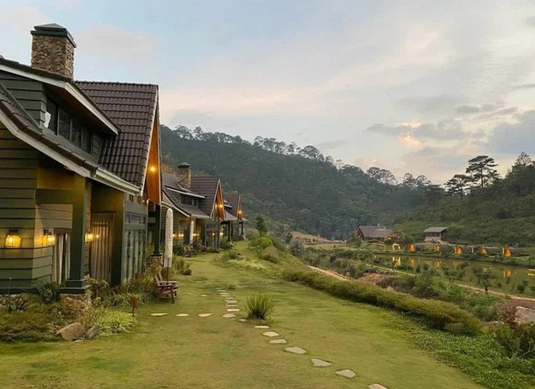 Co gi trong resort giua rung thong Ha Tang thuong xuyen lui toi?-Hinh-4