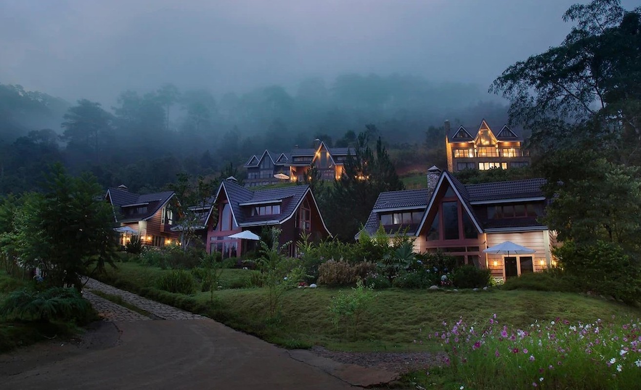 Co gi trong resort giua rung thong Ha Tang thuong xuyen lui toi?-Hinh-9