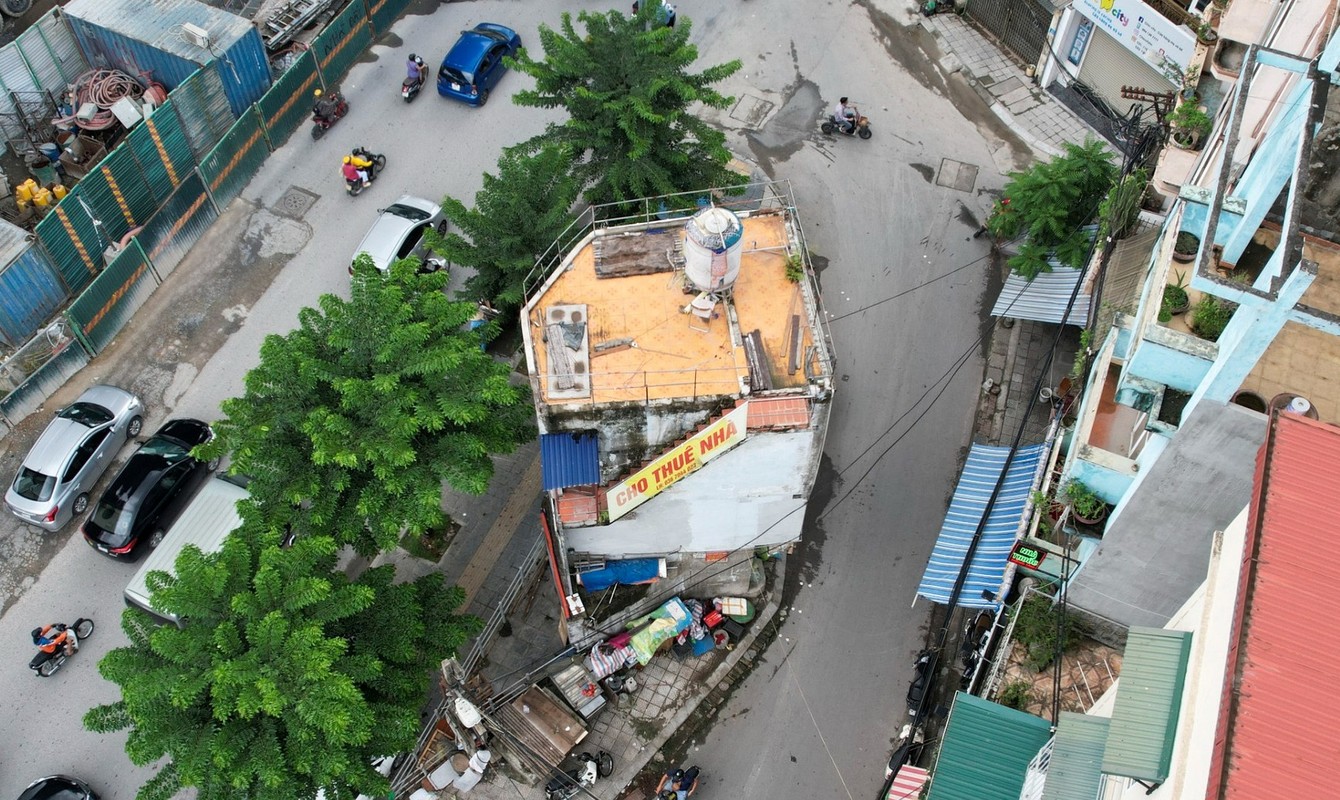 Nhung ngoi nha hinh dang ky di, doc nhat vo nhi o Ha Noi-Hinh-2