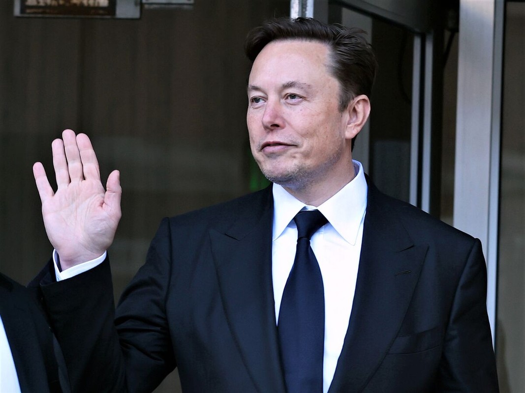 Goc khuat dau don cua ty phu “choi ngong” Elon Musk