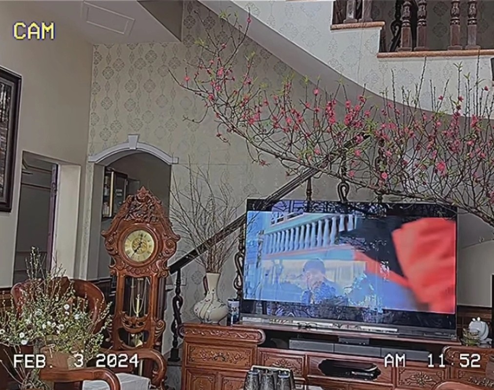 View - 	Bên trong căn nhà 200m2 của tiền vệ Quang Hải tại Hà Nội 