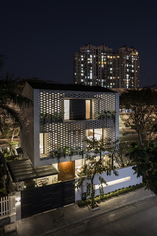 View - 	Ngỡ ngàng nhà phố đẹp tựa khách sạn cao cấp ở TP HCM 