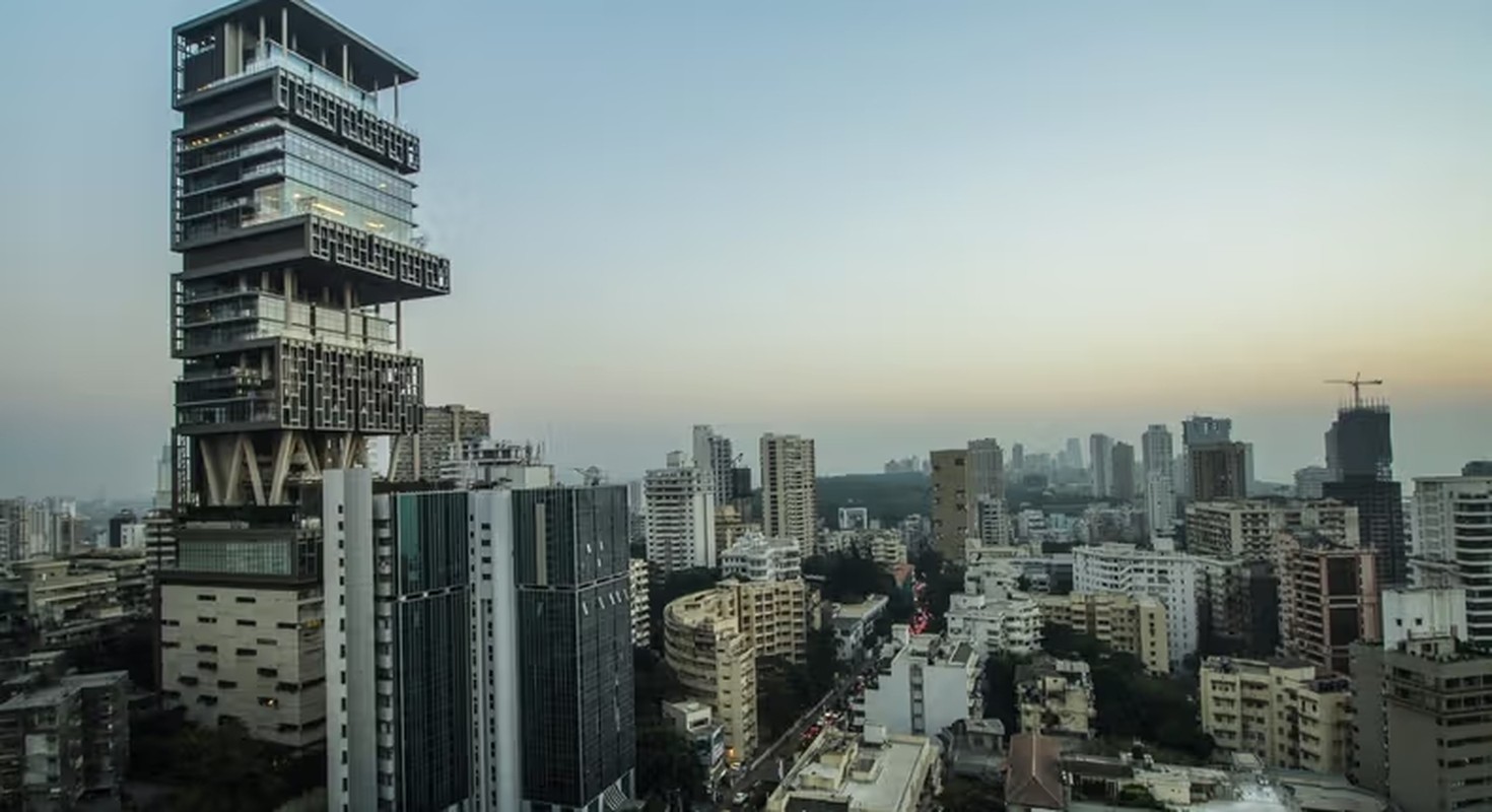 View - 	'Đột nhập” dinh thự 27 tầng đắt nhất hành tinh, cần 600 người làm