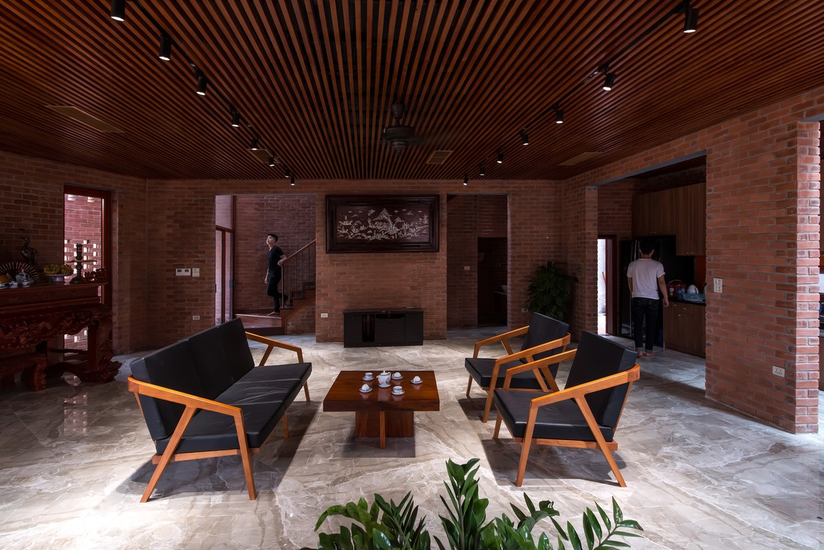 View - 	Ngôi nhà thiết kế 2 lớp gạch chống nóng đặc biệt ở Hà Nội