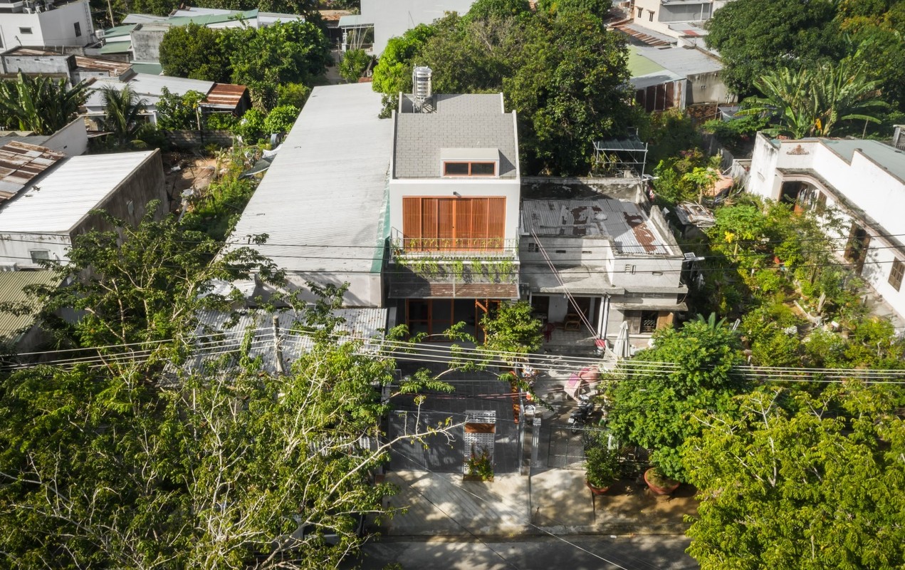 Nha ong lay cam hung tu nui doi an tuong tai Khanh Hoa-Hinh-2