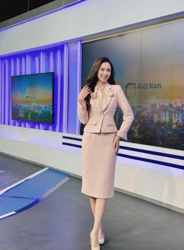 Ben trong can ho hien dai cua nu MC dep nhat VTV-Hinh-2