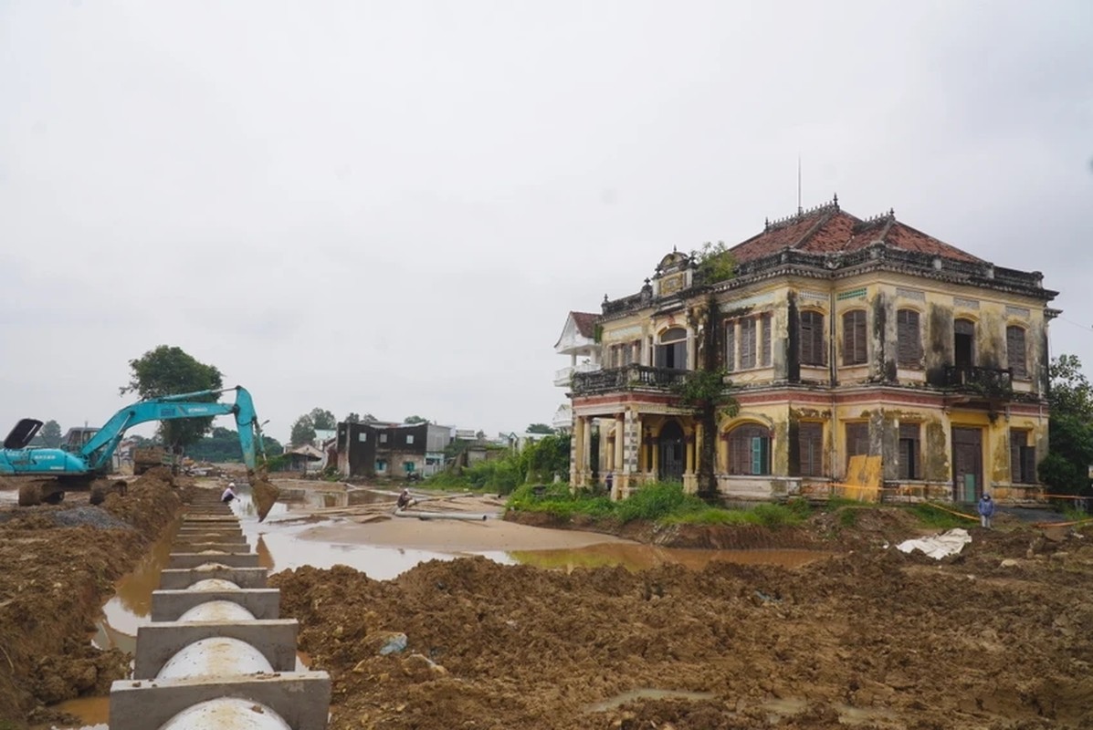 Chiem nguong biet thu co o Dong Nai truoc nguy co bi pha bo-Hinh-2