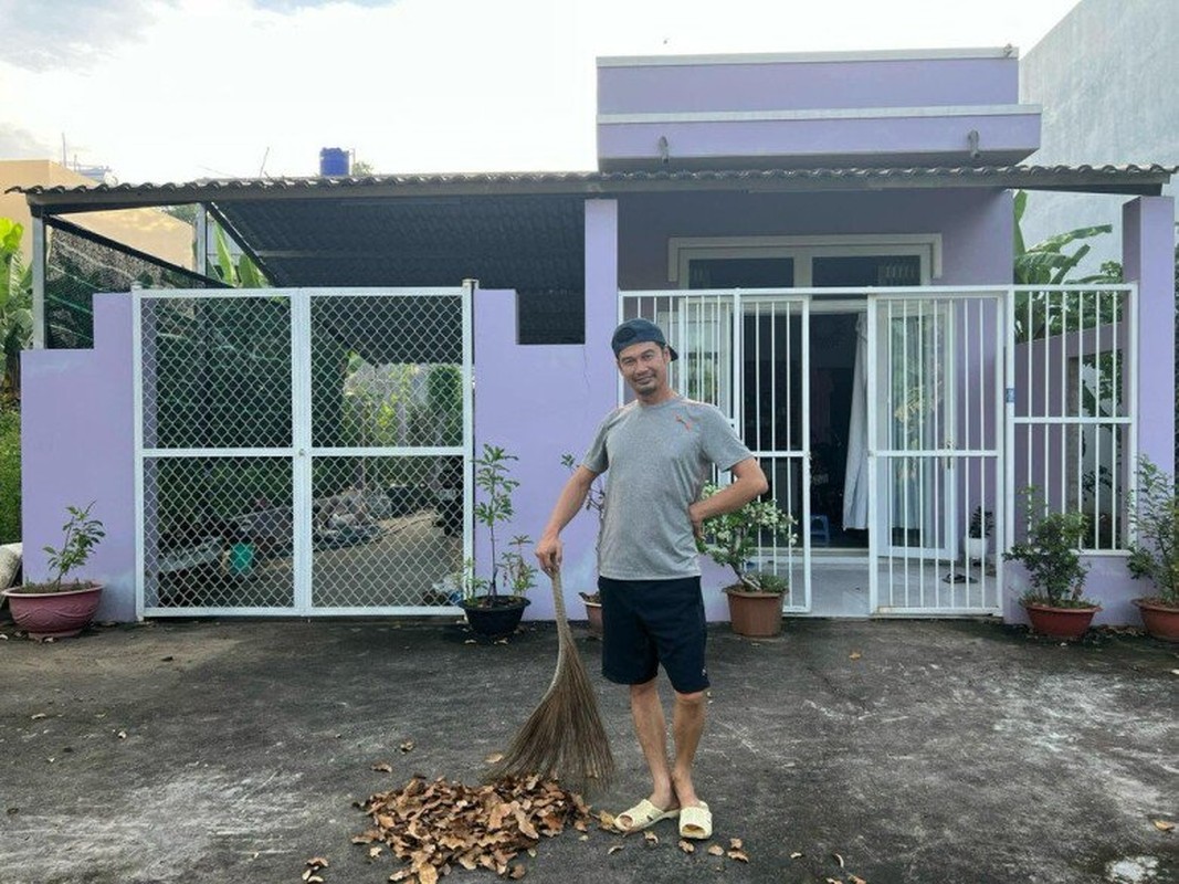 “Biet phu” mau tim du loai cay trai cua Tiet Cuong va vo tre-Hinh-2