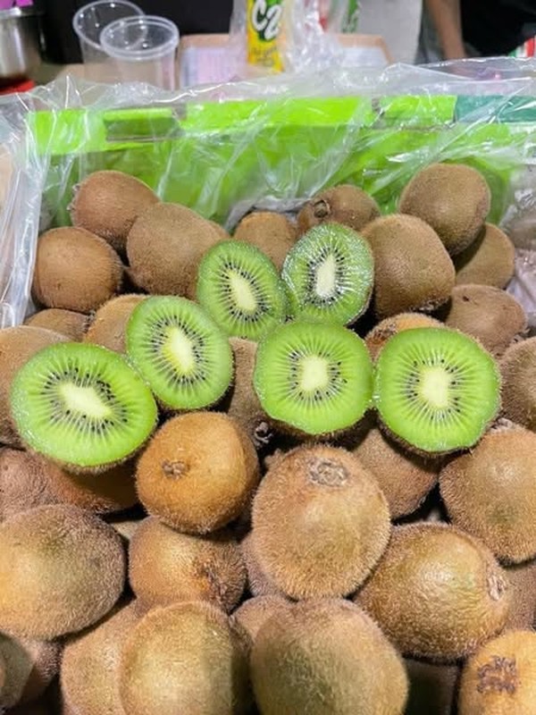 Su that dang sau kiwi chi 20.000 dong/kg ban day cho-Hinh-3