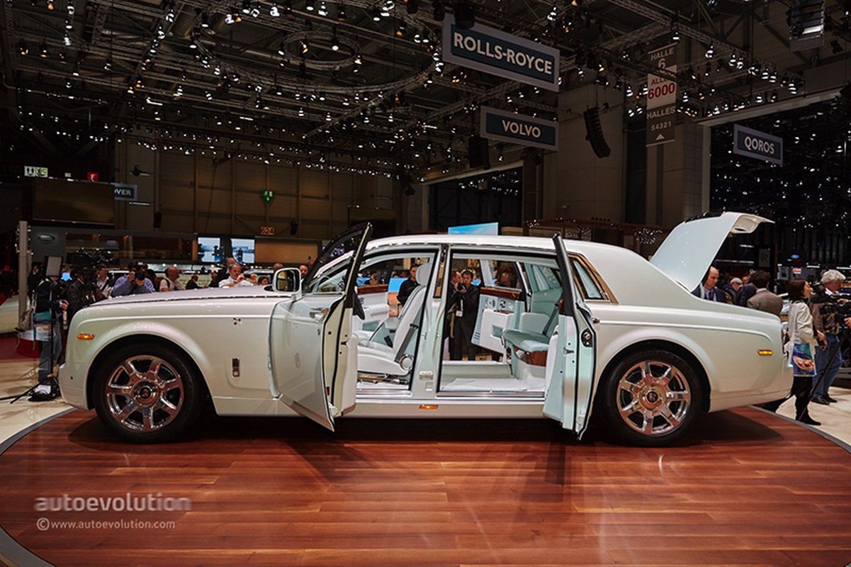 Rolls-Royce Serenity – xe Au mang van hoa A-Hinh-2