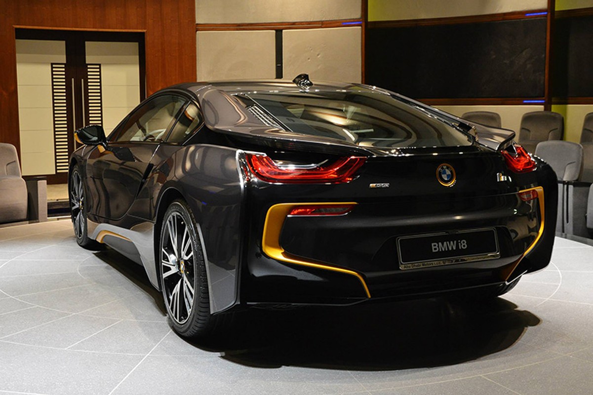 Ban doc BMW i8 danh rieng cho dai gia Abu Dhabi-Hinh-3
