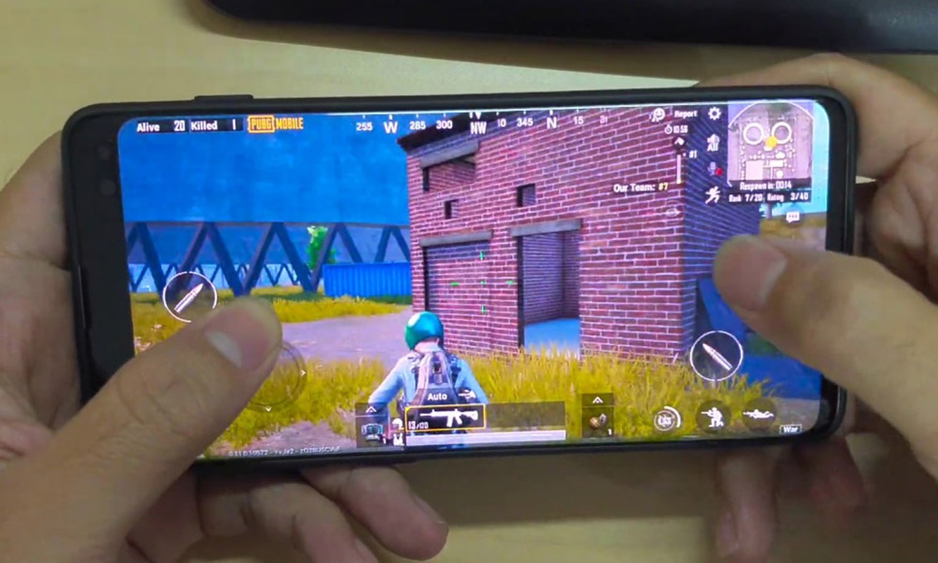 Muon choi max setting PUBG Mobile mua 8, can nhung smartphone nay-Hinh-3