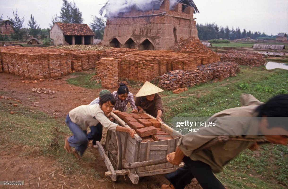 Bo anh lang que Viet Nam nam 1987 lam nhieu nguoi boi hoi-Hinh-5