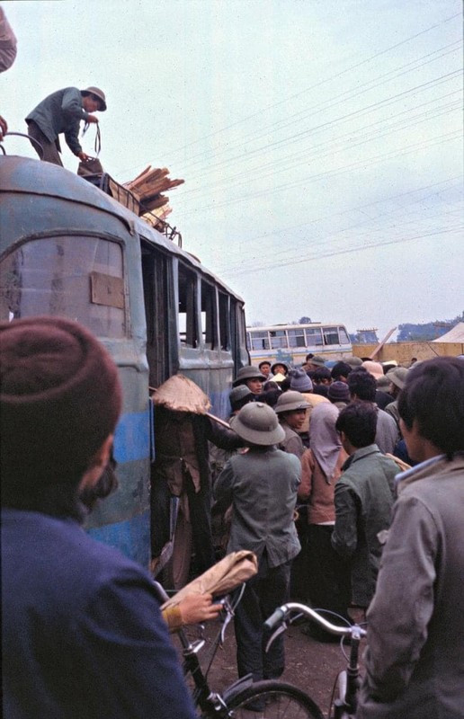 View - 	Chùm ảnh vô giá ghi lại Hà Nội những năm 1980 1982