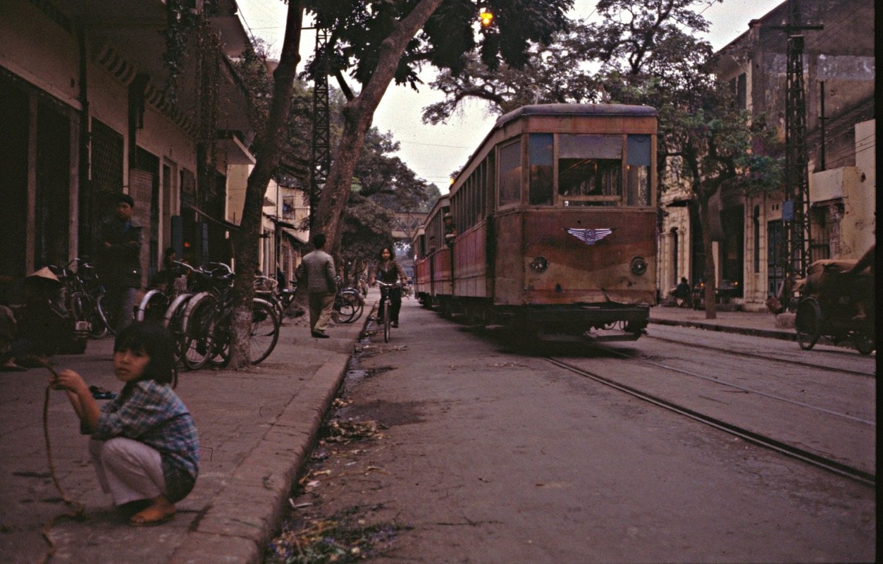 View - 	Chùm ảnh vô giá ghi lại Hà Nội những năm 1980 1982