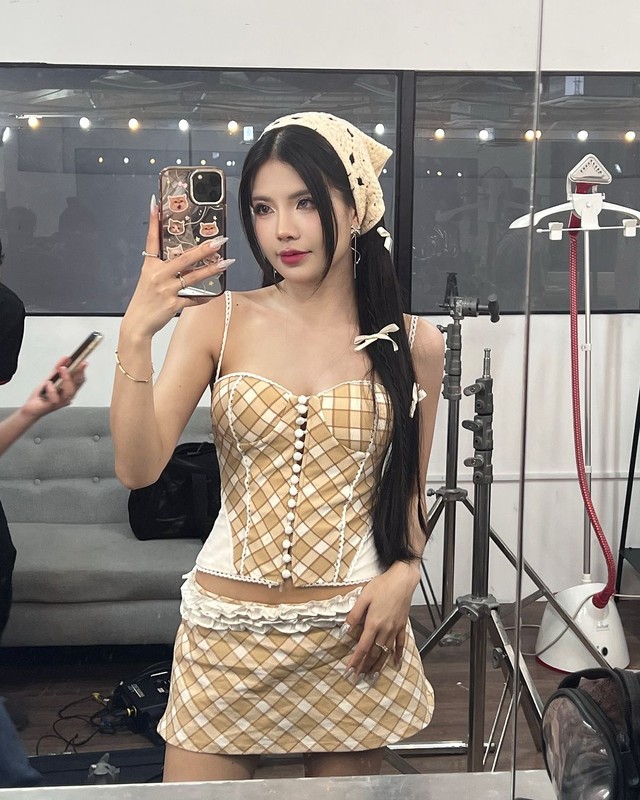 Nu than Mai Dora lang game LMHT tung anh cosplay tuong nu goi cam-Hinh-6