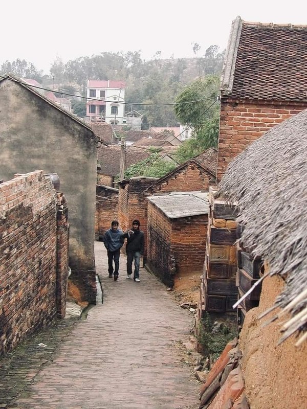 Ve yen binh cua lang que Bac Bo chup vao nam 2005-Hinh-4