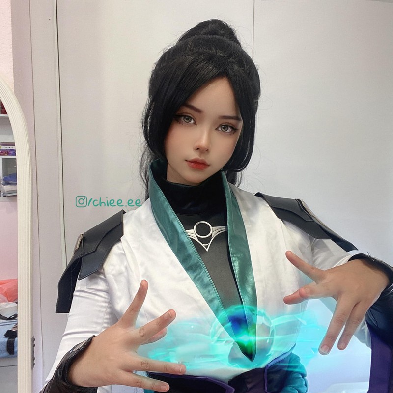 Loat anh cosplay dac vu Valorant cua nu game thu khien fan tram tro-Hinh-4