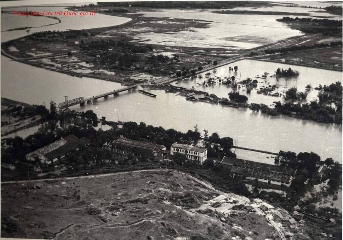 View - 	Loạt ảnh về trận đại hồng thủy ở miền Bắc 1971