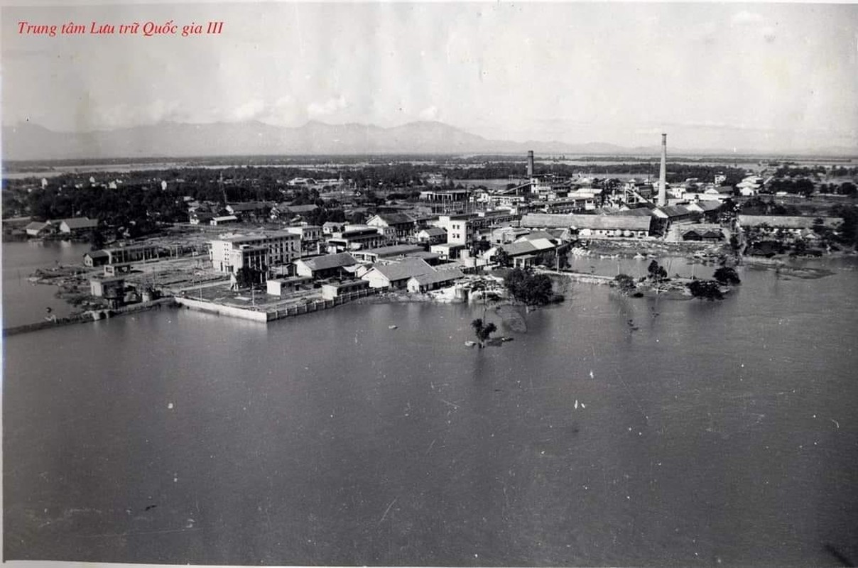 View - 	Loạt ảnh về trận đại hồng thủy ở miền Bắc 1971