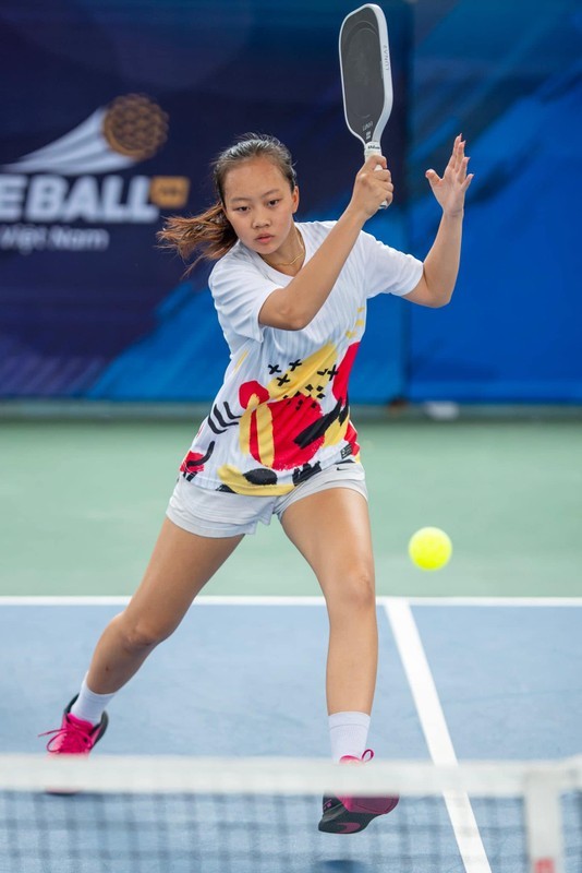 16 tuoi Sophia Phuong Anh “an tron” ky tich chan dong gioi Pickleball-Hinh-2