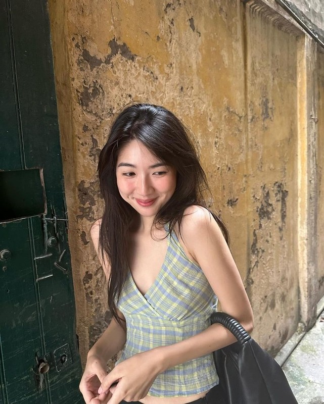 Loat hot girl mang vibe chua lanh, truyen nang luong tich cuc-Hinh-5