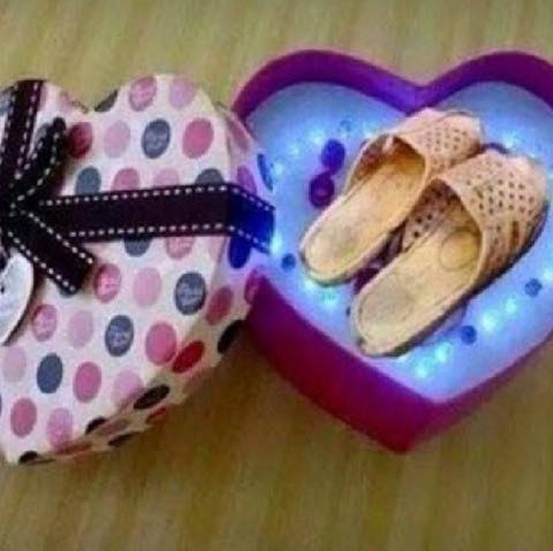 Nhung mon qua Valentine co mot khong hai khien chi em “sang chan“-Hinh-4
