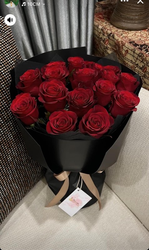 Hoi chi em dong loat khoe “chien tich” ngay Valentine-Hinh-6