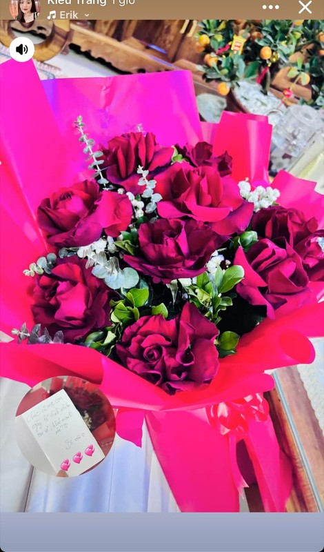 Hoi chi em dong loat khoe “chien tich” ngay Valentine-Hinh-7