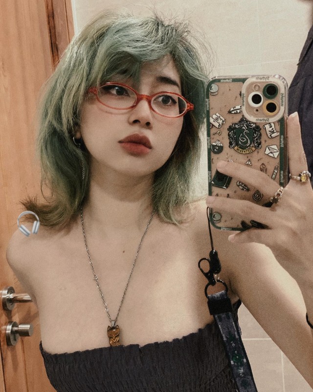 Nu trong tai goi cam nhat VCS cat toc tomboy van cuc goi cam-Hinh-10